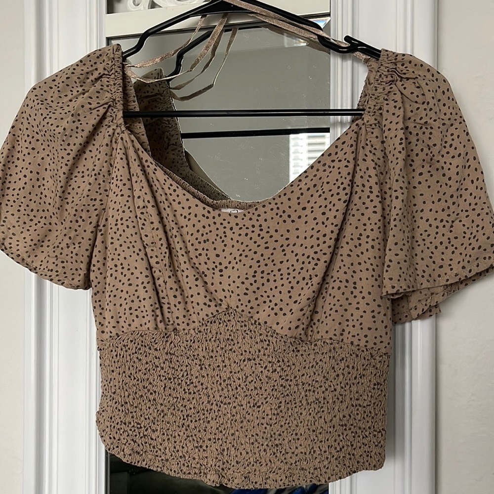 Spotted crop top